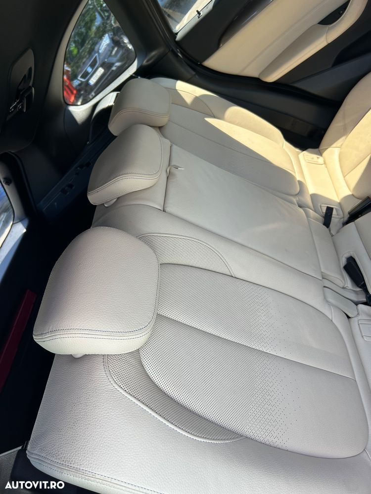 BMW X1 xDrive20i AT Advantage - 9