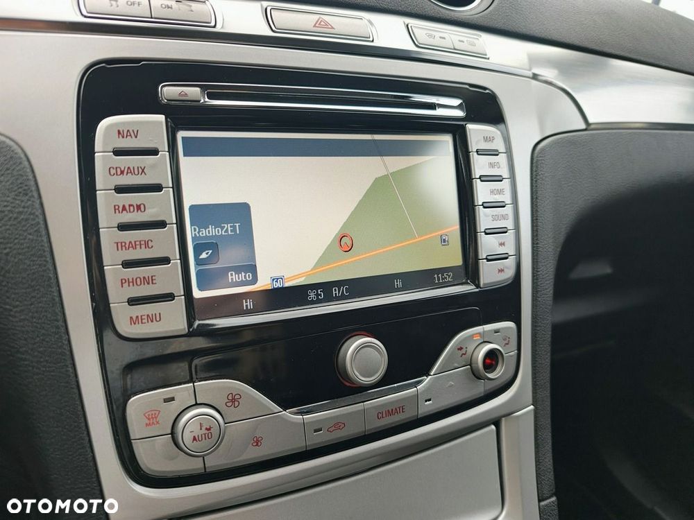 Ford S-Max 2.3 Titanium - 36