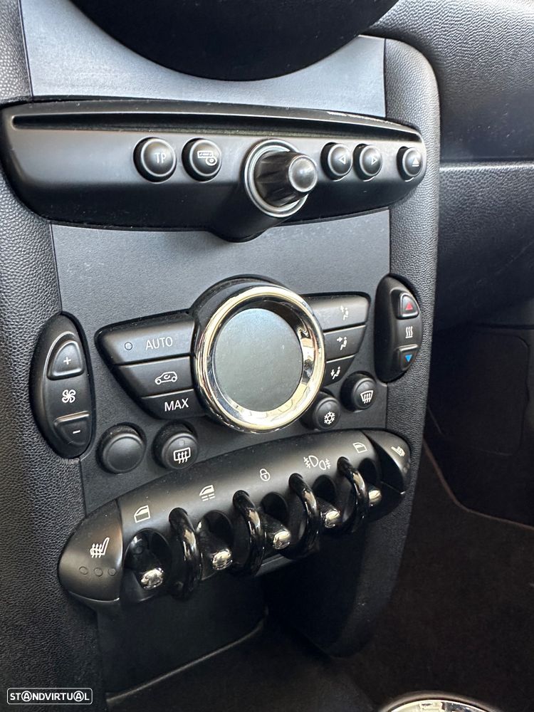 MINI Cabrio Cooper SD - 12