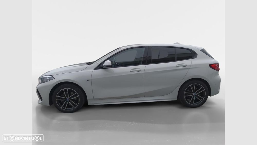 BMW 116 d Pack 50 anos M Auto - 9