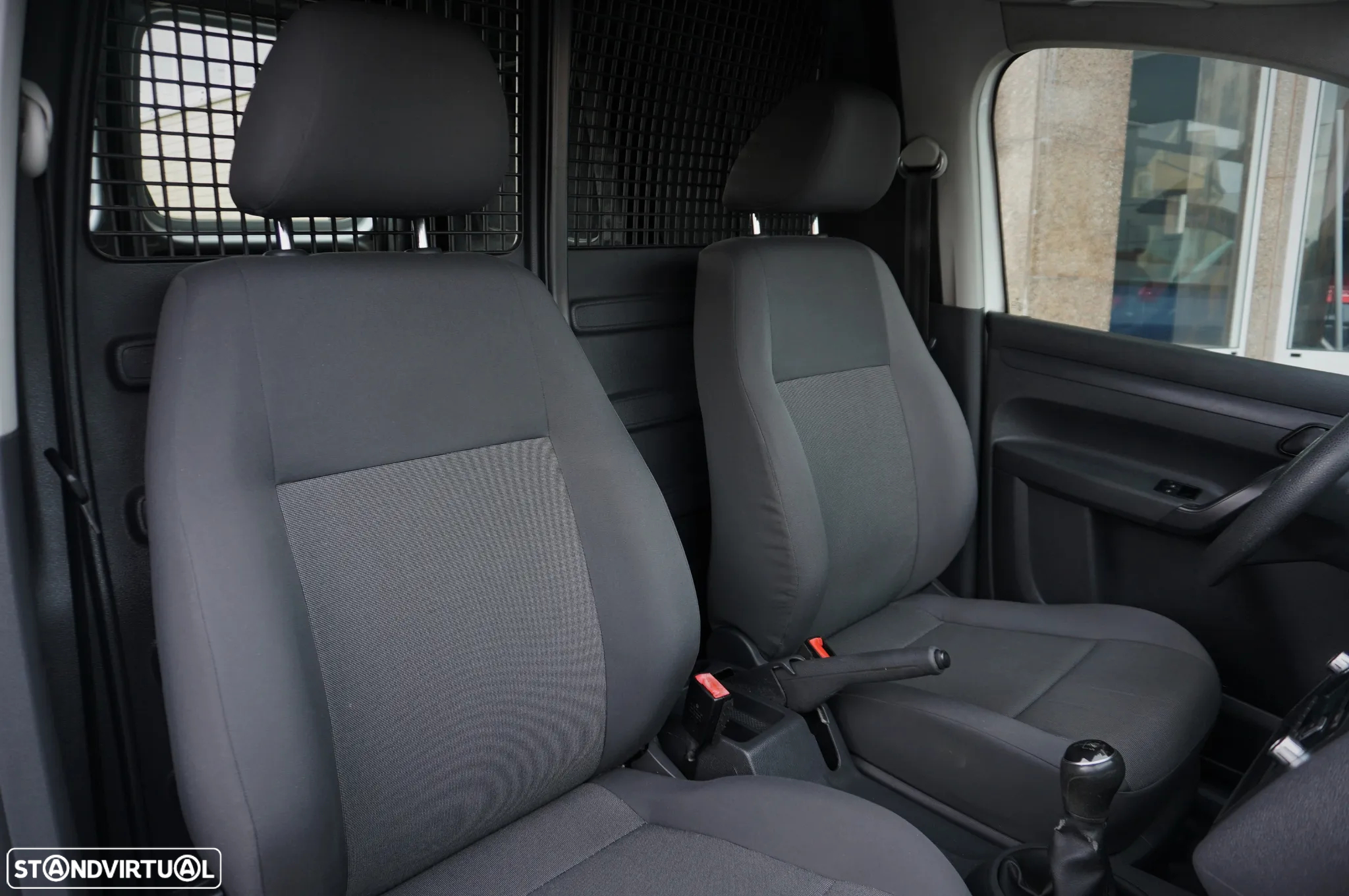 VW Caddy Van 1.6 TDI IVA/Dedutível Um Dono - 18