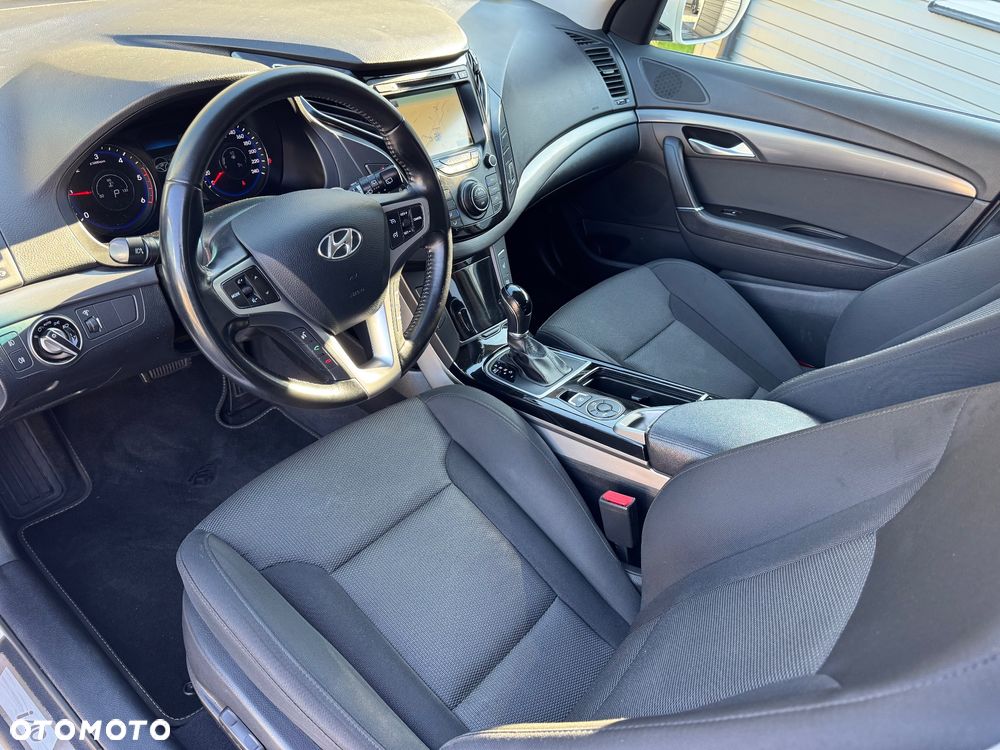 Hyundai i40 i40cw 1.7 CRDi Automatik Premium - 34