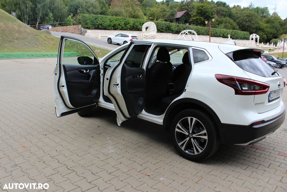 Nissan Qashqai 1.3 l MHEV X-Tronic N-Connecta - 10
