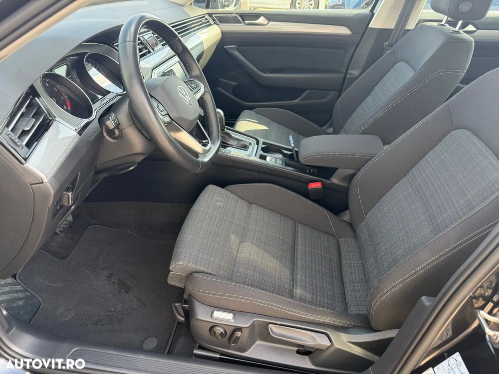 Volkswagen Passat 1.5 TSI ACT DSG Comfortline - 11