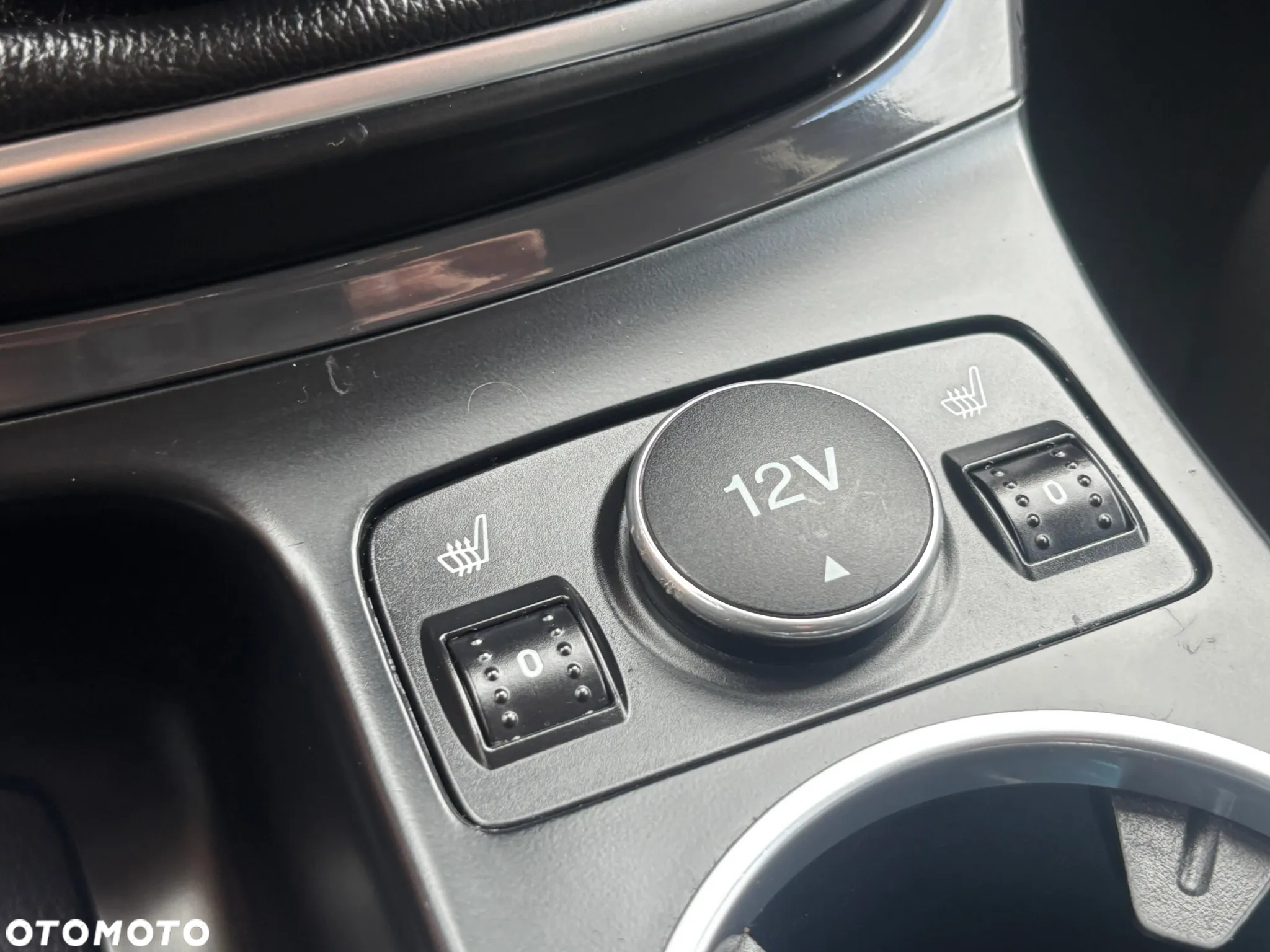 Ford Kuga 1.5 EcoBoost 2x4 Titanium - 24