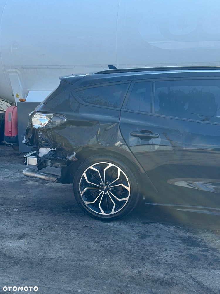 Ford Focus 1.0 EcoBoost ST-Line ASS PowerShift - 11