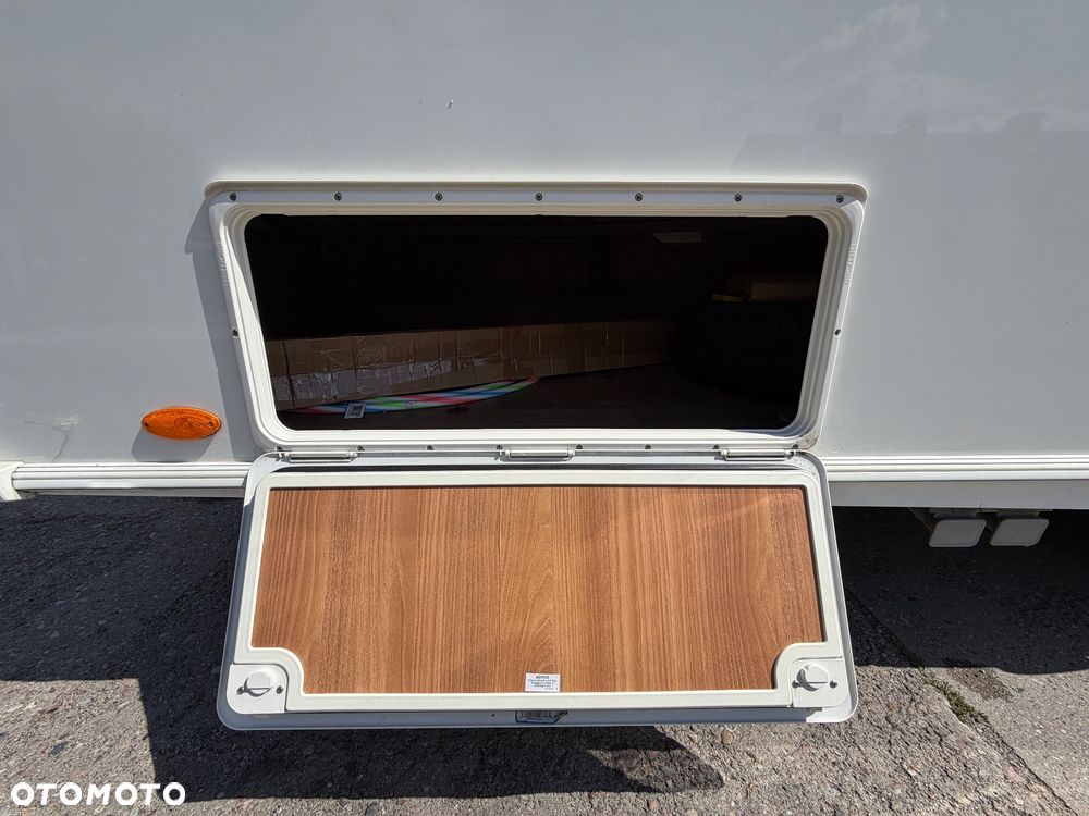 SWIFT Coastline Esprit A4 - 13