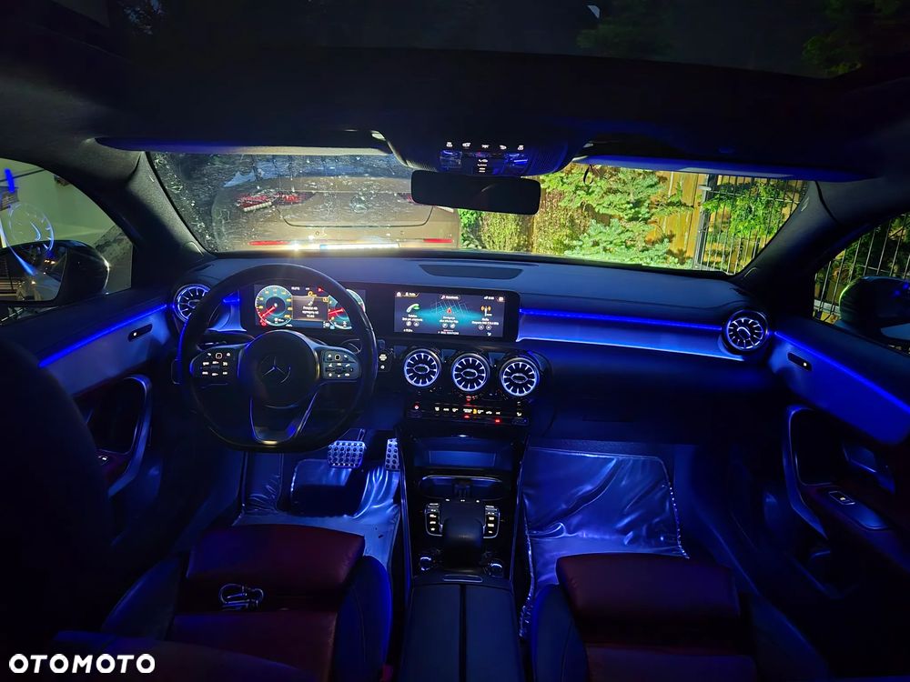 Mercedes-Benz Klasa A 250 4-Matic AMG Line 7G-DCT - 14