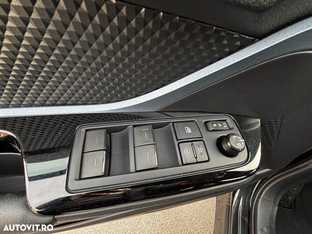 Toyota C-HR 2.0 Business-Edition - 10
