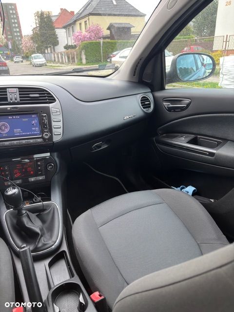 Fiat Bravo 1.4 16V Dynamic - 9