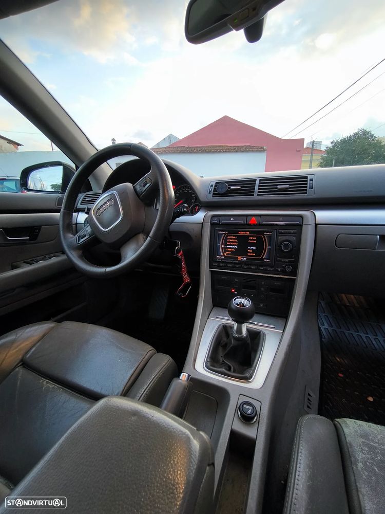 Audi A4 Avant 2.0 TDi S-line - 7