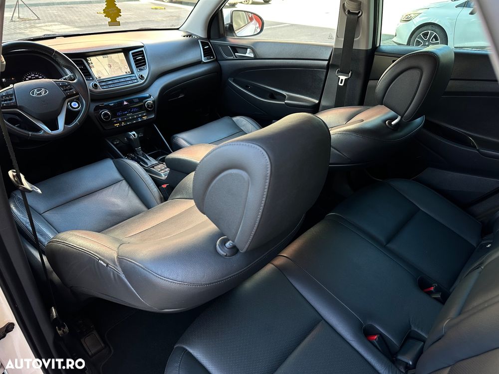 Hyundai Tucson blue 1.7 CRDi 2WD DCT Style - 29