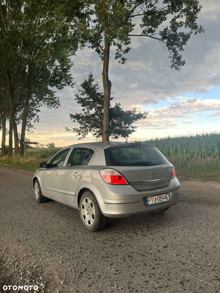 Opel Astra - 4