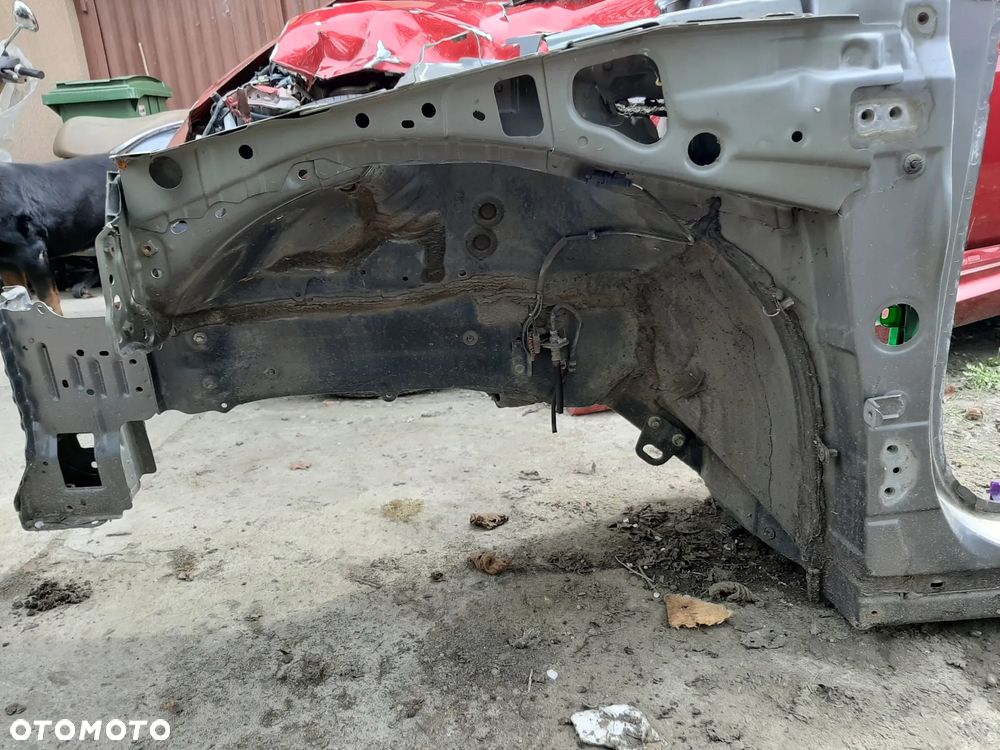 Lexus CT ćwiartka podłużnica lewy przód słupek próg - 3