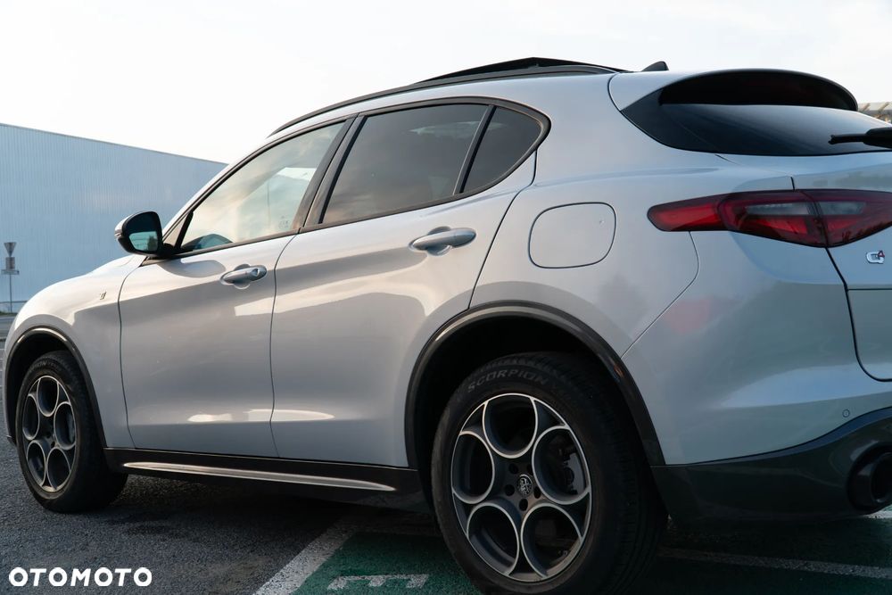 Alfa Romeo Stelvio 2.0 Turbo TI Q4 - 21