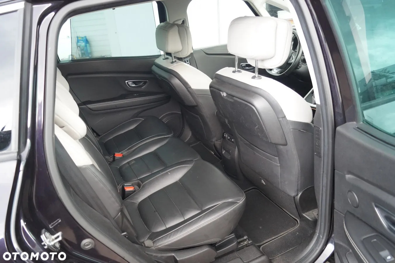 Renault Grand Scenic - 24