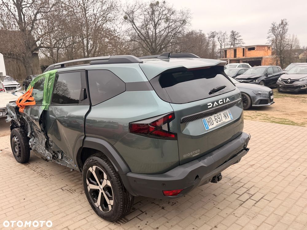 Dacia Bigster 1.8 Full Hybrid 155 Journey MMT - 9