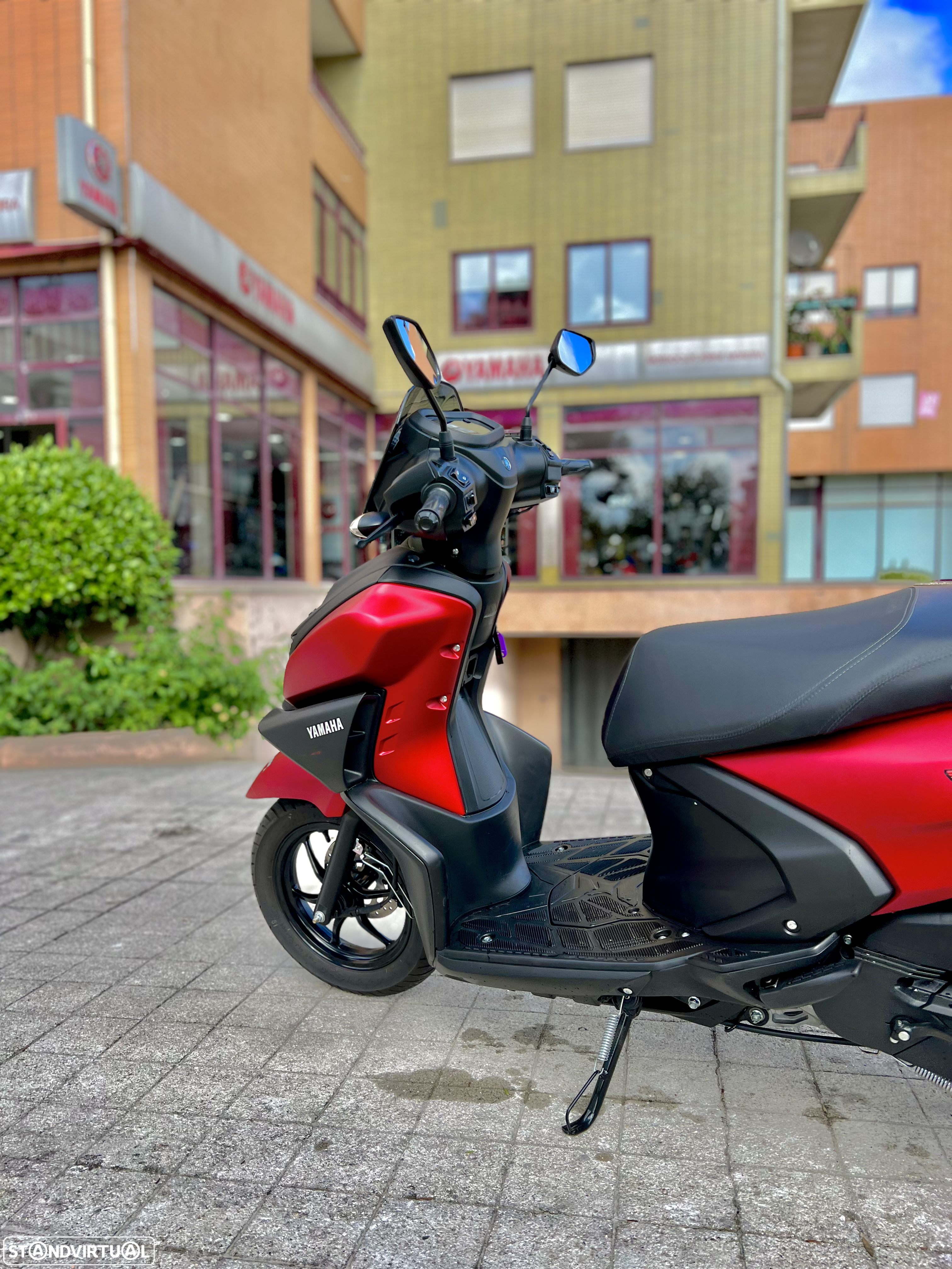 Yamaha RayZR - 3