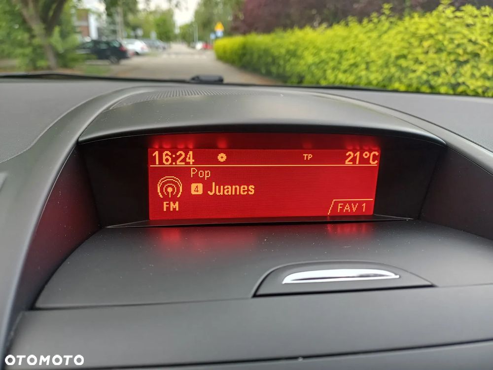 Opel Zafira - 8