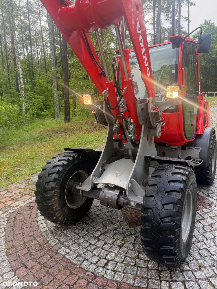 Volvo L25F - 22