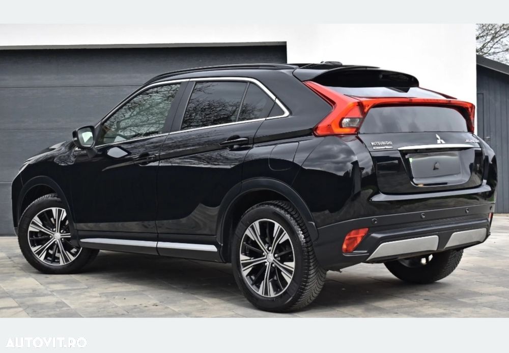 Mitsubishi Eclipse-Cross 1.5-litre 16-valve DOHC MIVEC 4X4 Instyle+ Aut. - 3