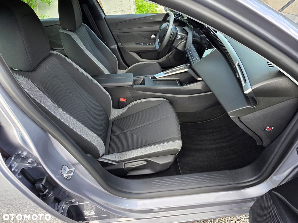 Peugeot 308 - 5