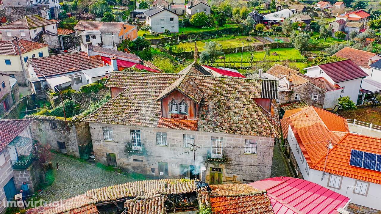 Moradia rústica em pedra para recuperar - Grande imagem: 2/22