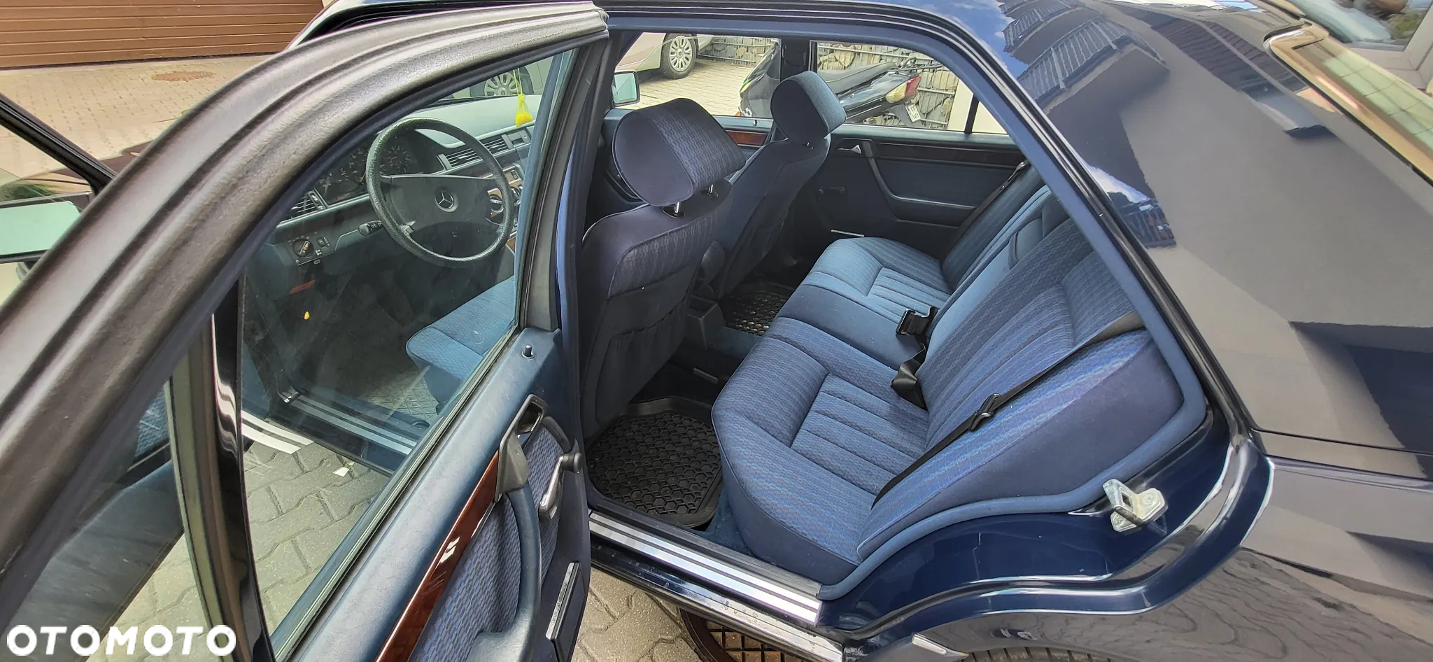 Mercedes-Benz W124 (1984-1993) - 9