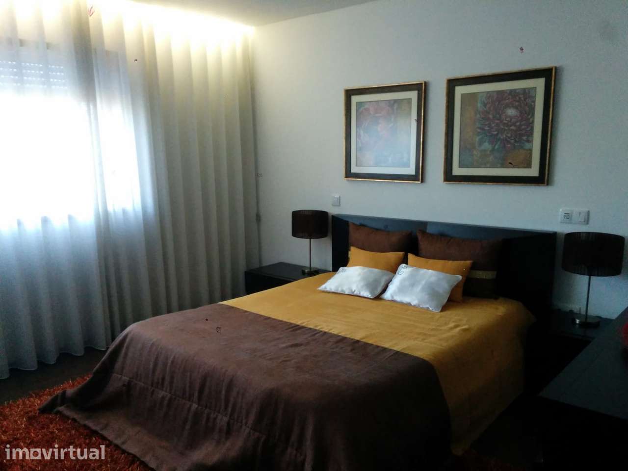 Moradia T4 geminada com jardim - Grande imagem: 3/19