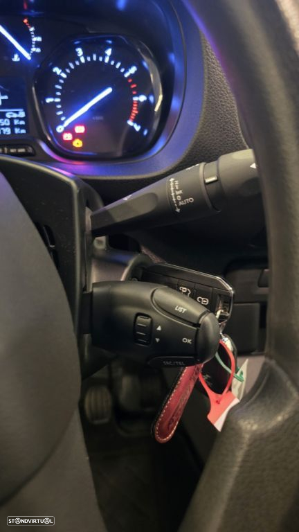 Peugeot Expert 2.0 BlueHDi L2H1 Semi-Vidrado - 27