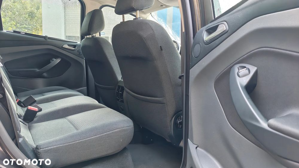 Ford C-MAX - 30