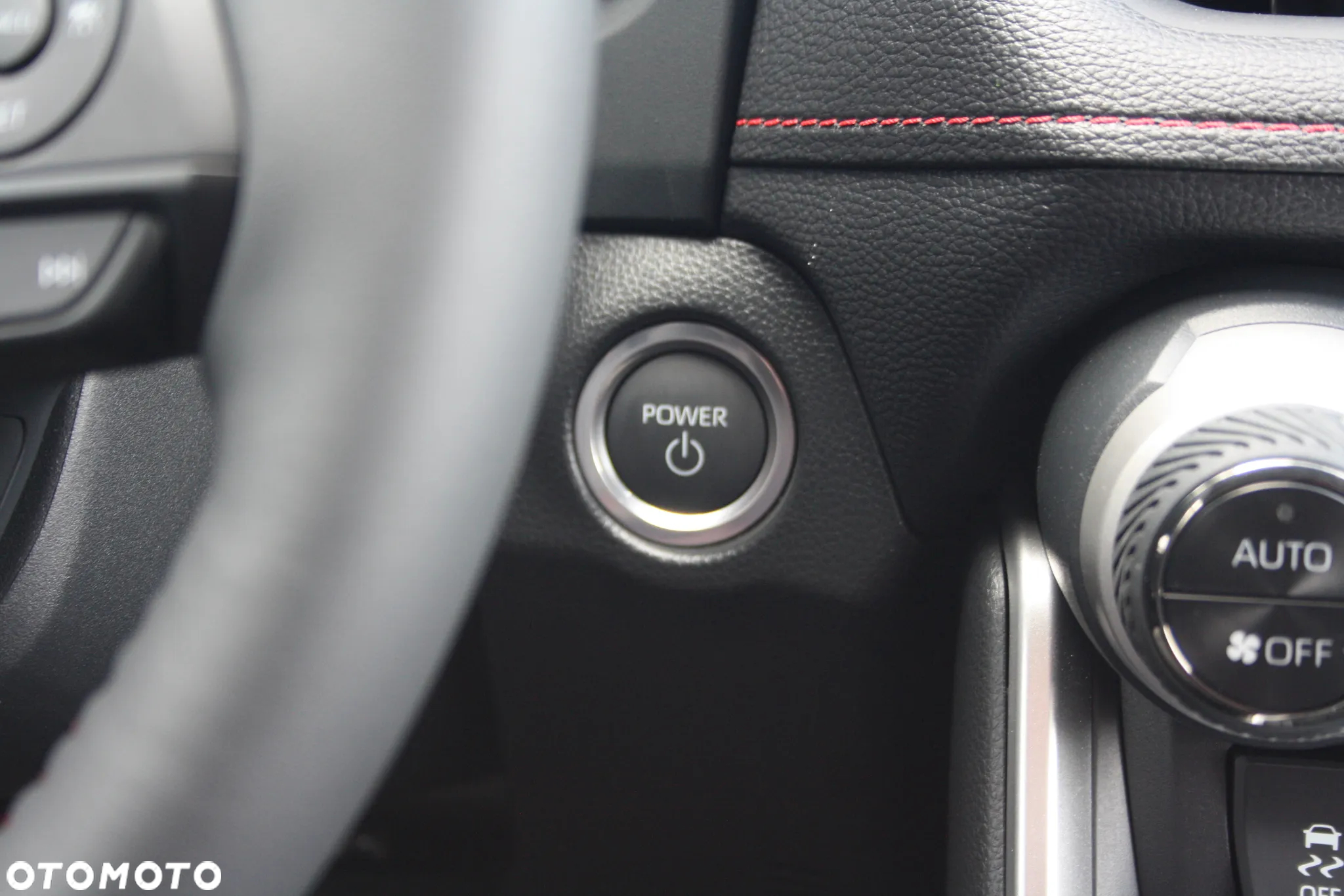 Suzuki Across 2.5 Plug-in Hybrid Elegance 4WD CVT - 14
