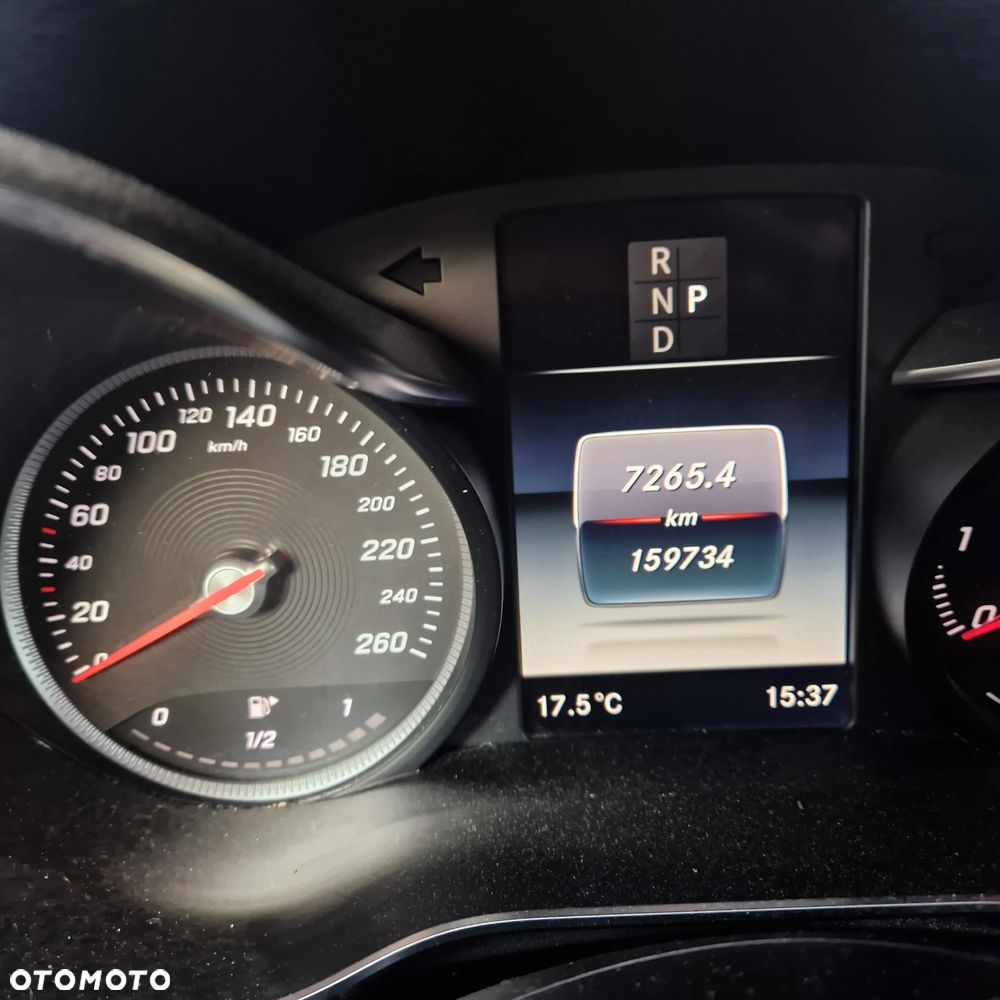 Mercedes-Benz GLC - 8