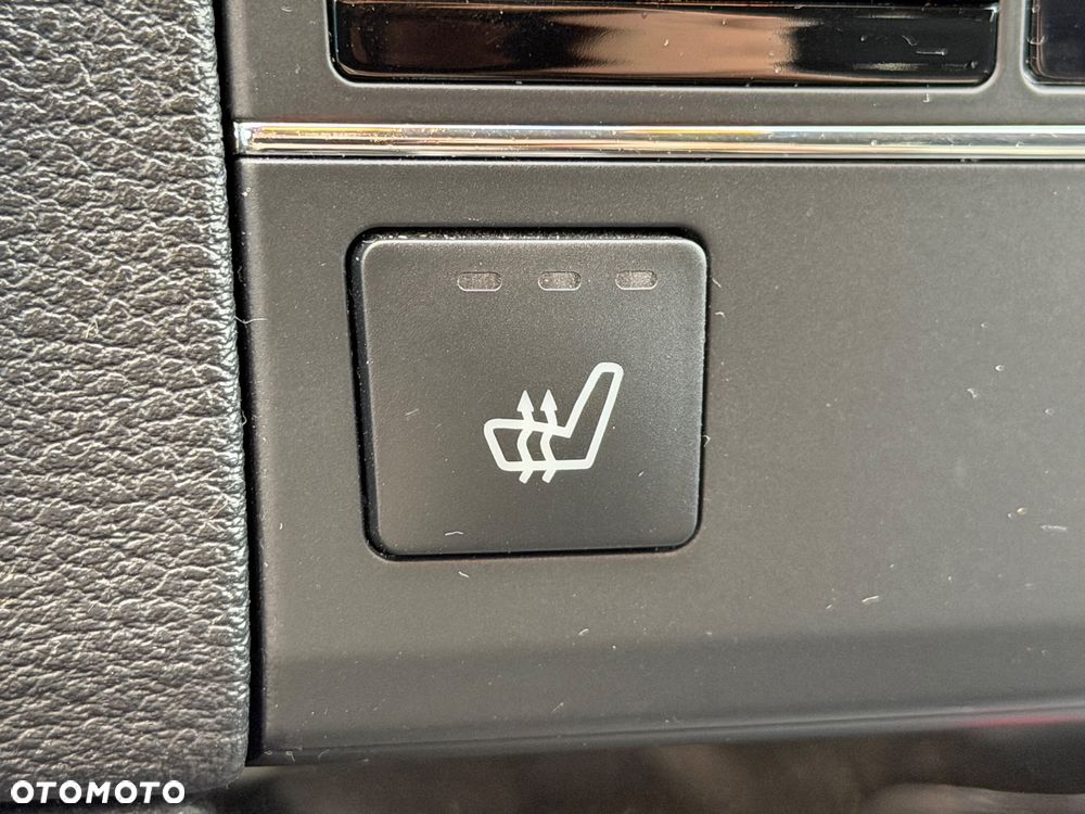 Mercedes-Benz Klasa E - 21