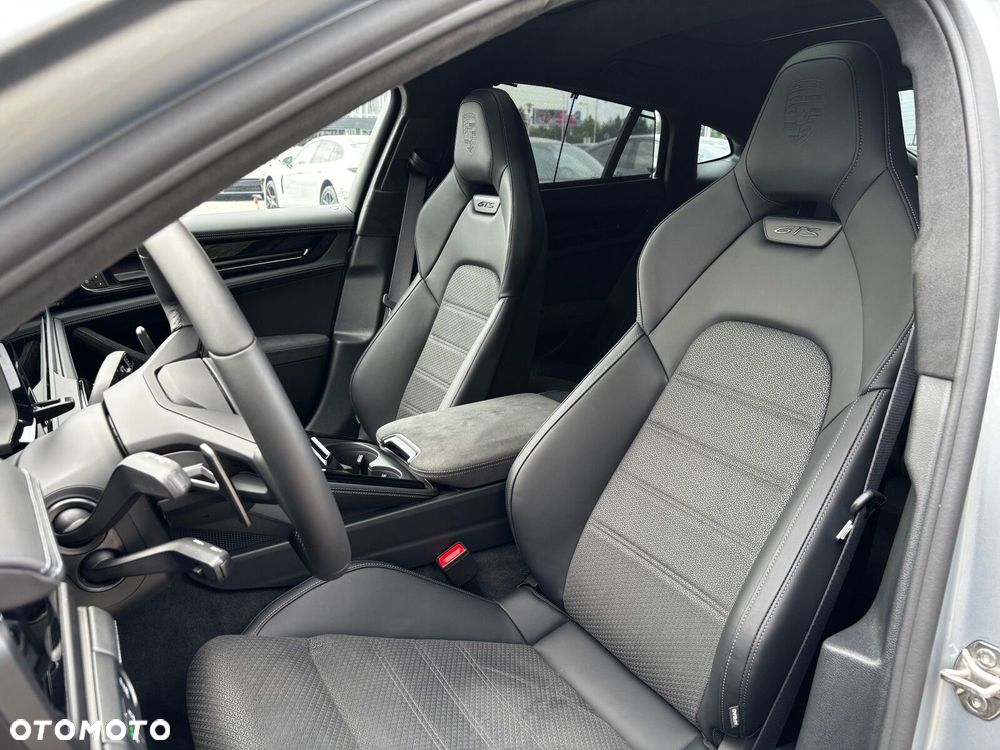 Porsche Panamera - 14