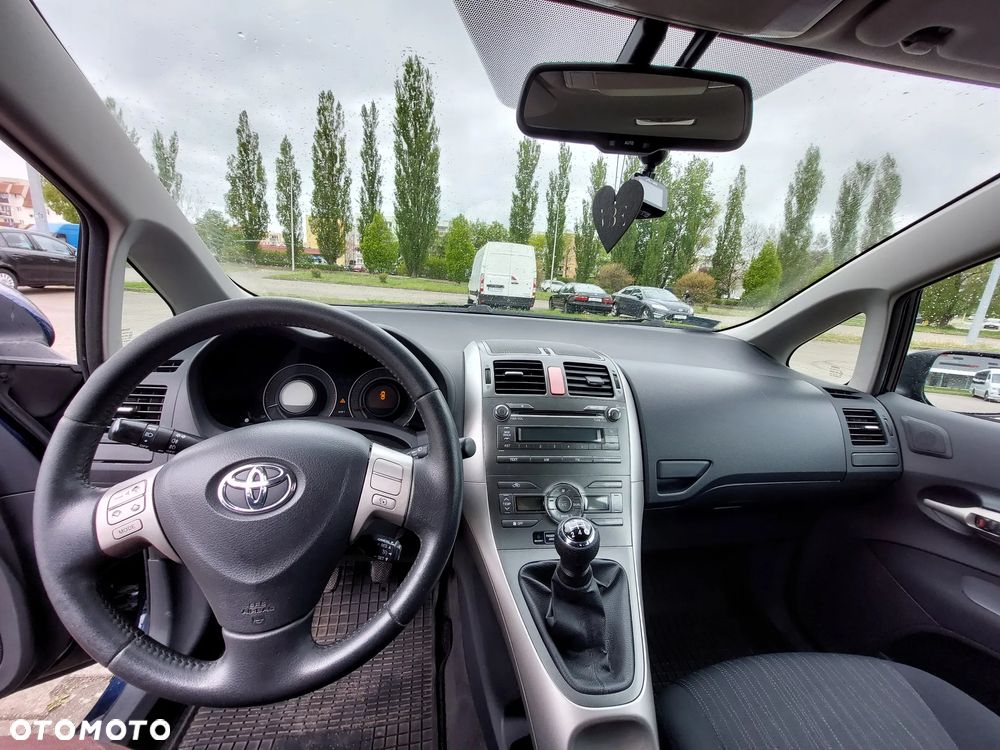 Toyota Auris 1.6 VVT-i Sol - 13