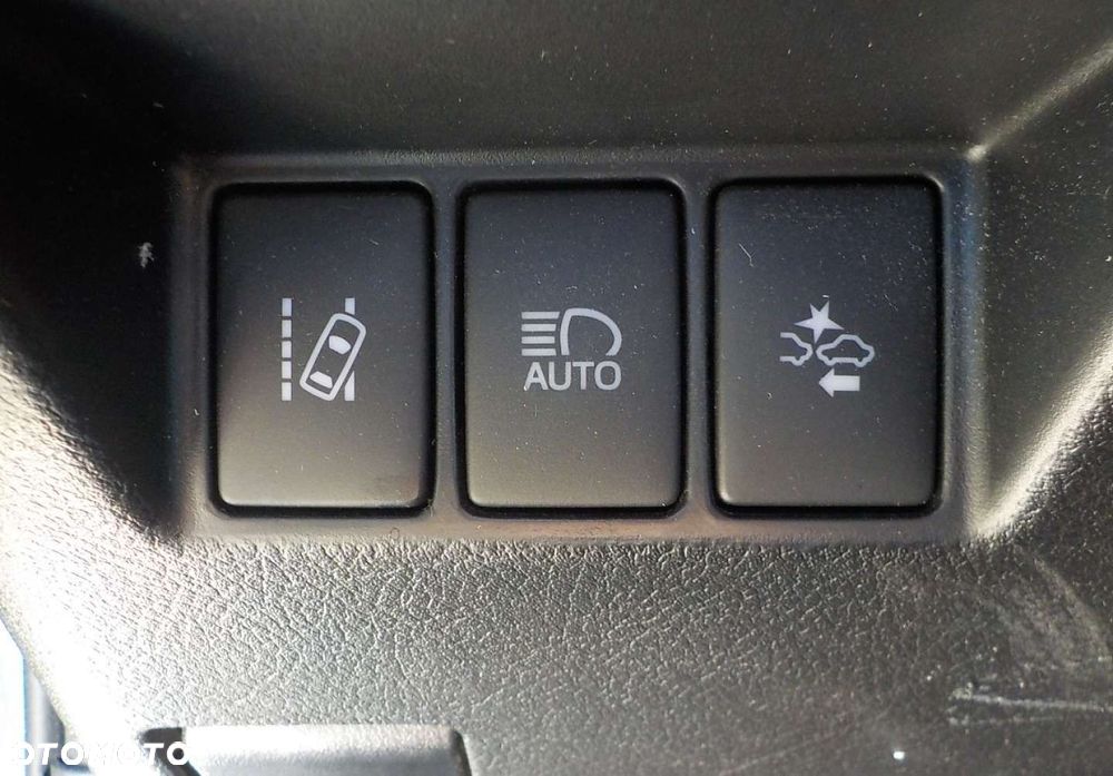 Toyota Yaris - 27
