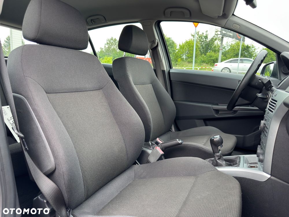 Opel Astra - 27