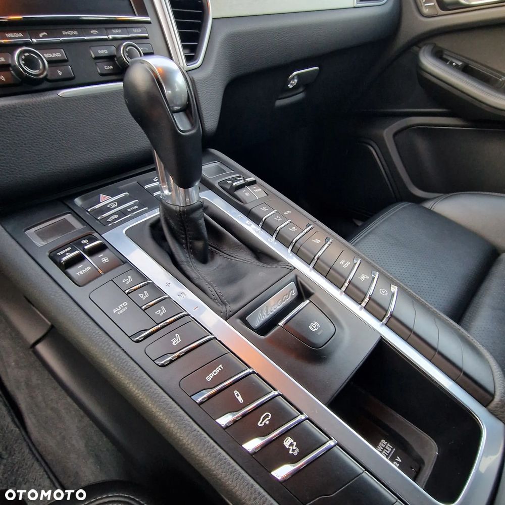 Porsche Macan - 9