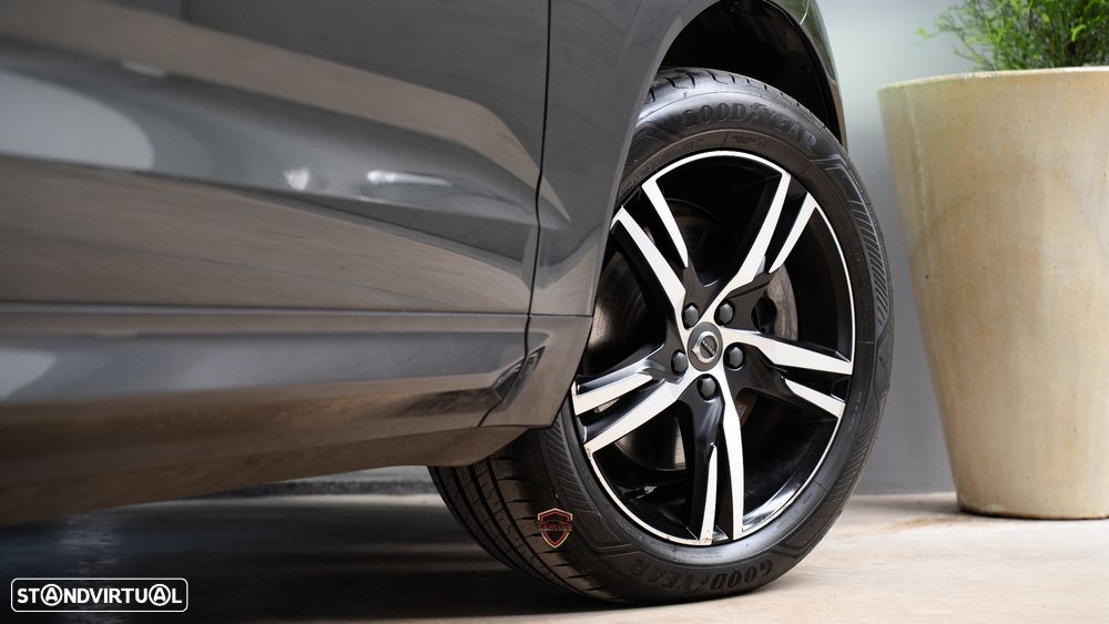 Volvo XC 60 2.0 T8 PHEV Polestar Engineered AWD - 8