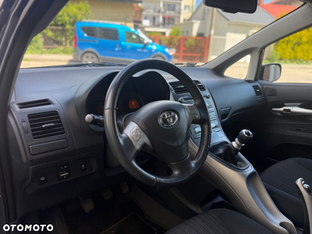 Toyota Auris 1.4 D-4D Premium - 12