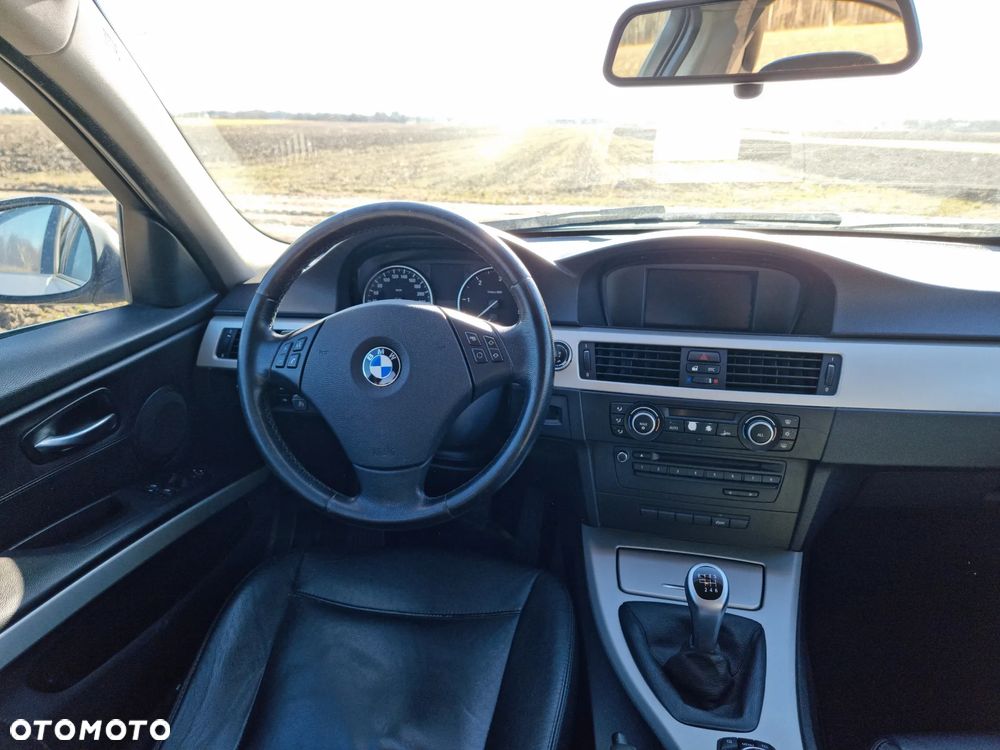 BMW Seria 3 - 15