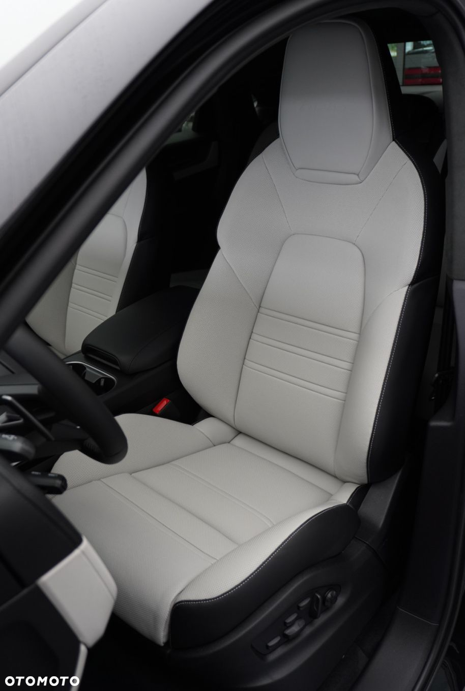 Porsche Cayenne - 10