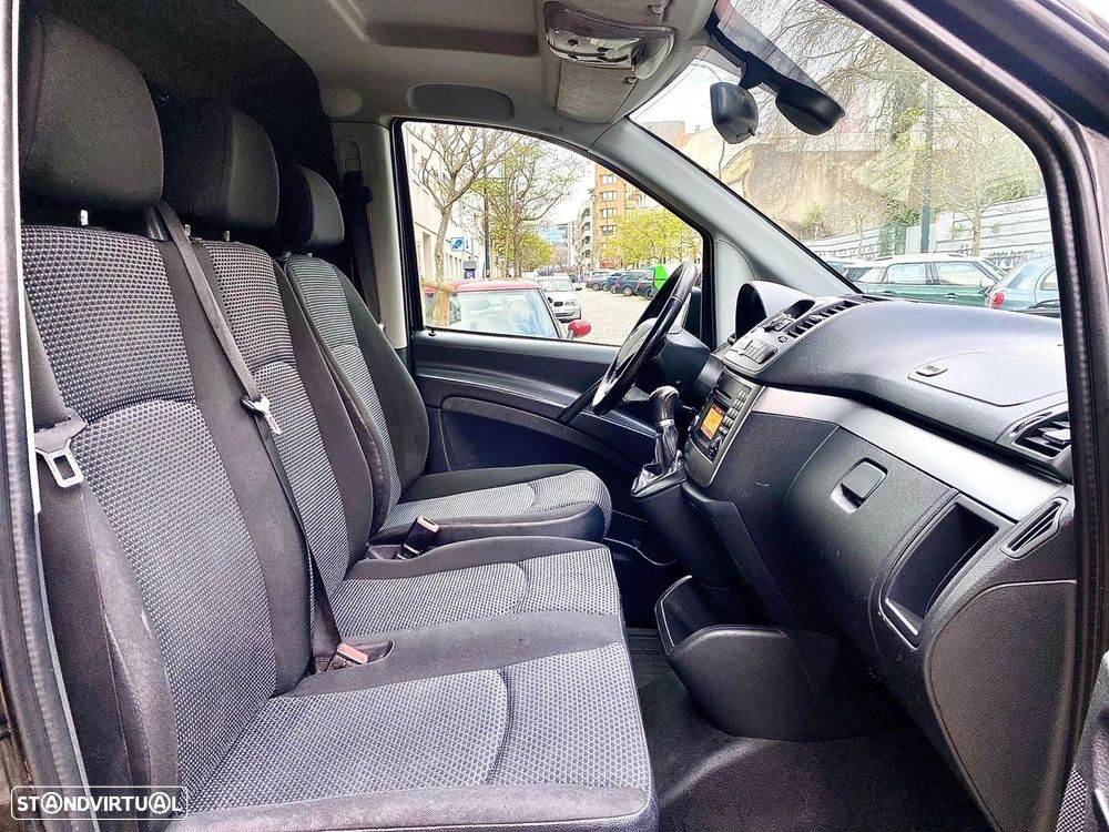 Mercedes-Benz Vito 122 CDI Longa Aut. SHUTTLE - 33