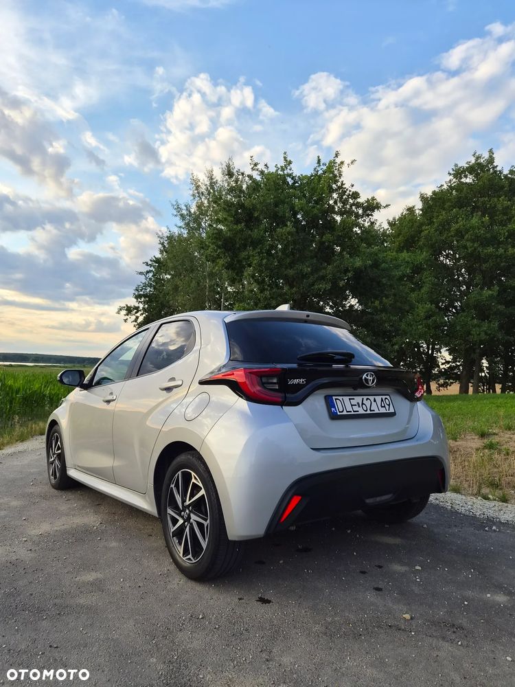Toyota Yaris 1.5 Comfort - 11