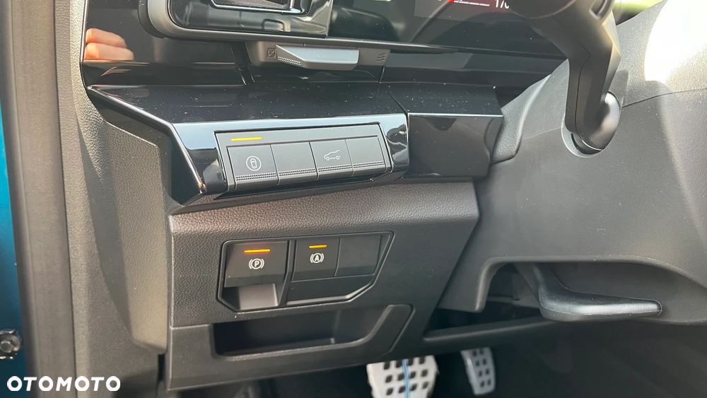 Renault Austral 1.2 E-Tech Full Hybrid 200 Esprit Alpine MMT - 12
