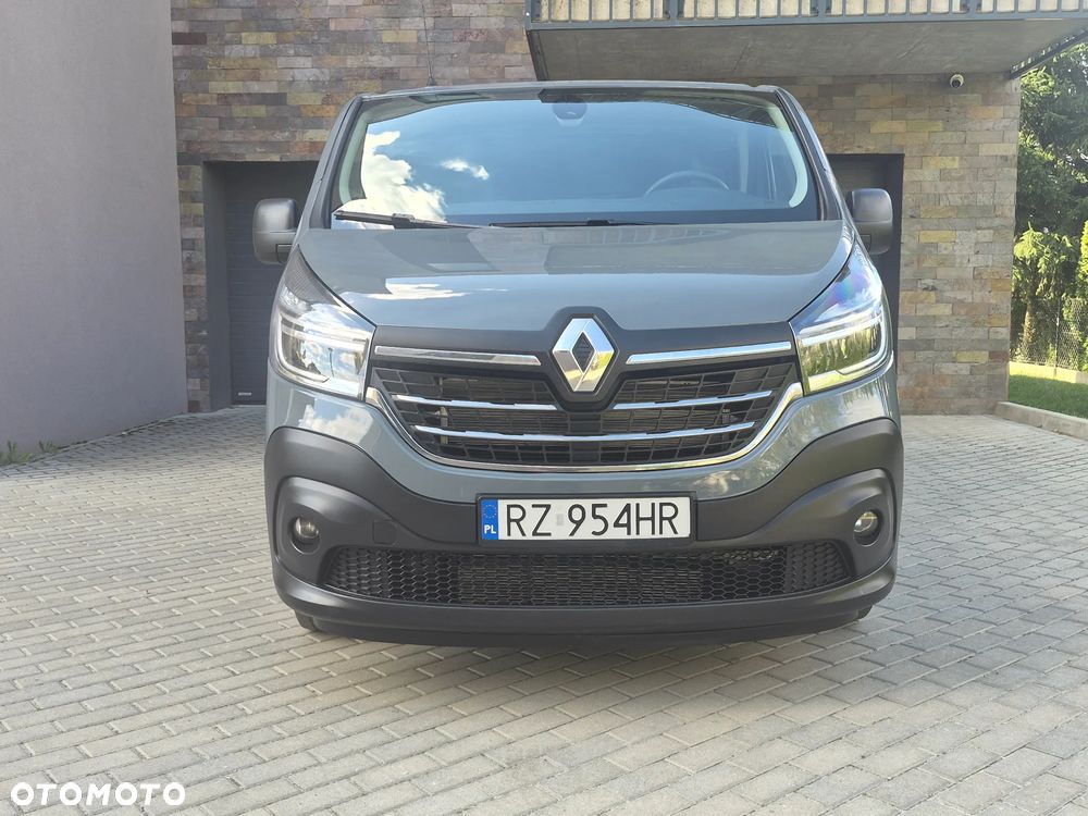 Renault Trafic - 2