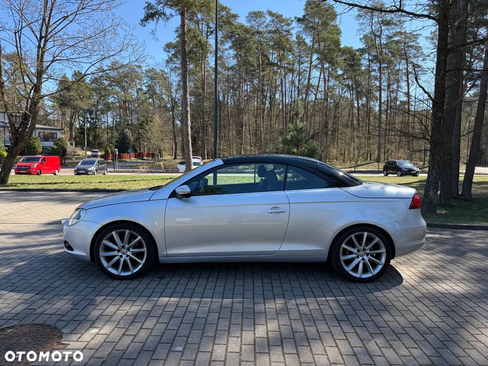 Volkswagen Eos - 11