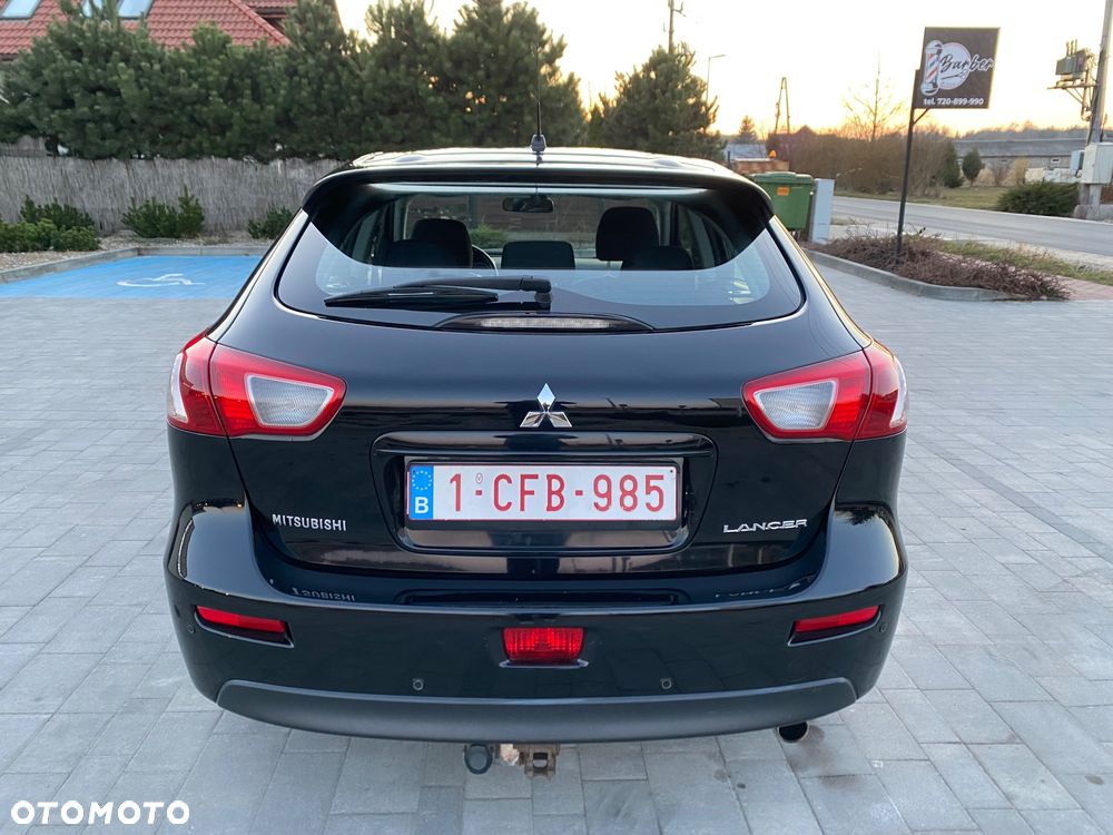 Mitsubishi Lancer 1.8 Intense - 27