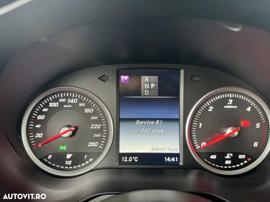 Mercedes-Benz GLC - 7